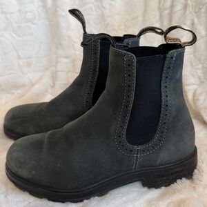 Blundstone 1351 ankle boots in rustic black